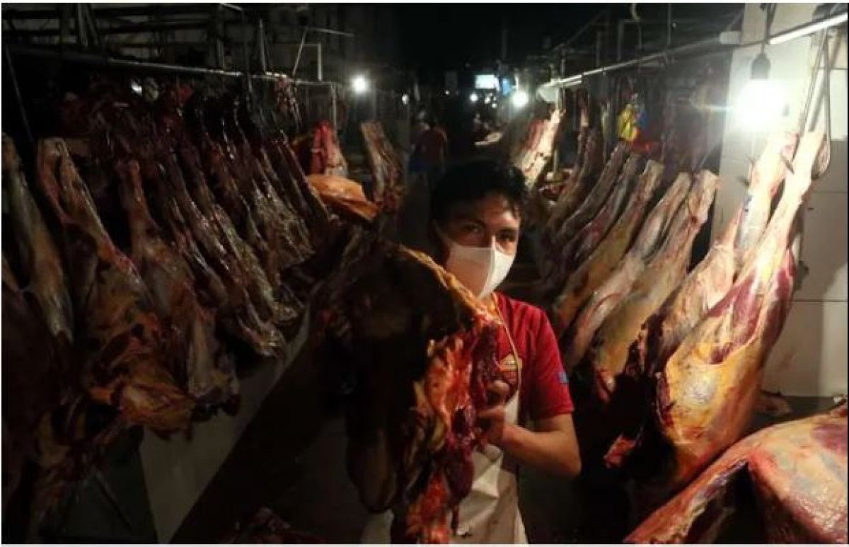 Gobierno suspende exportación de alimentos como carne, soya, aceite y azúcar hasta que acabe el paro